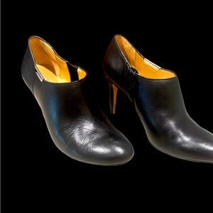 Coach Seneca Glazed Black Leather Booties, Size 7.5